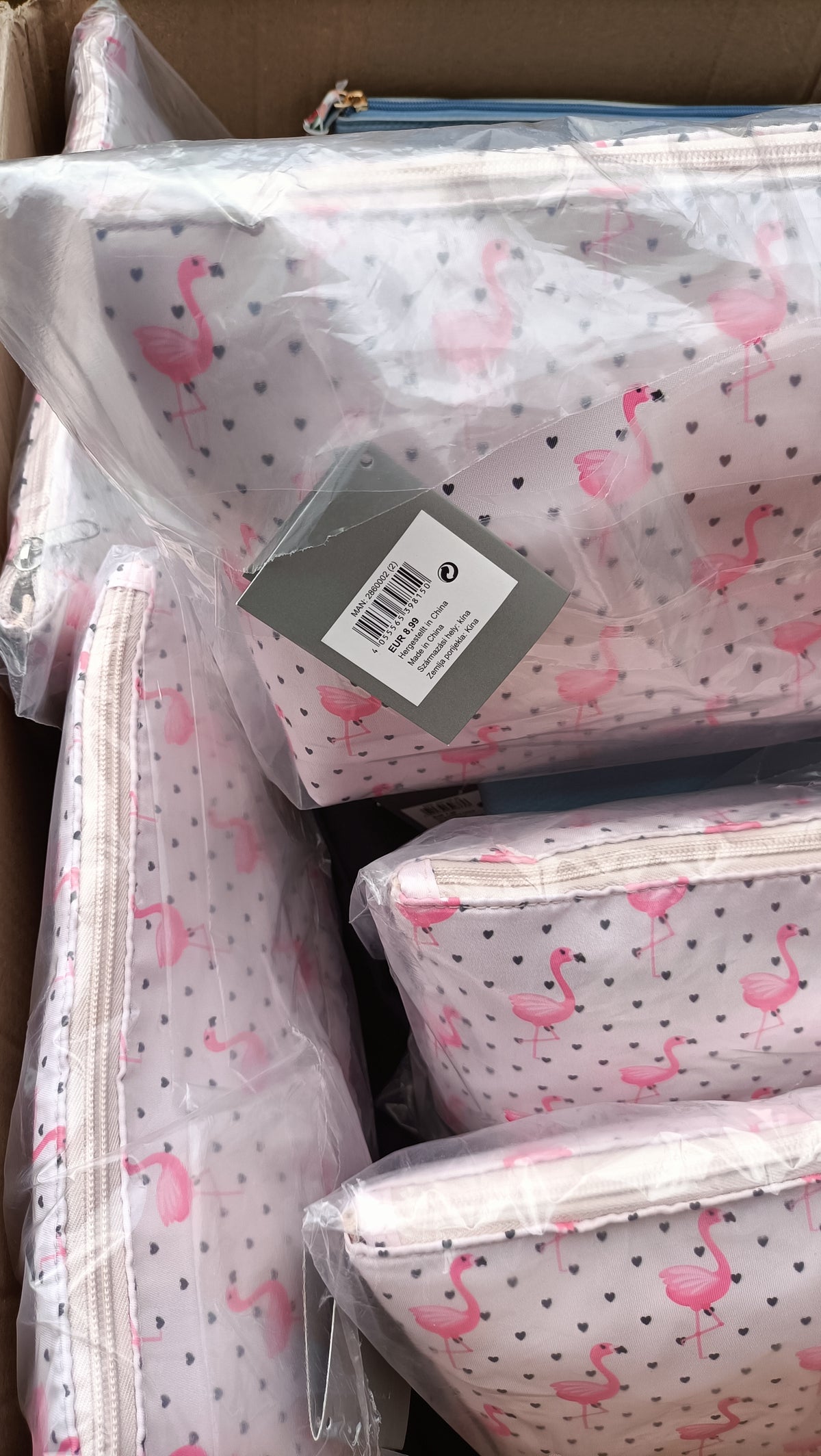 Stock 327 Zaini e Borse Santoro Gorjuss Dragon Ball – Ingrosso Nuovi