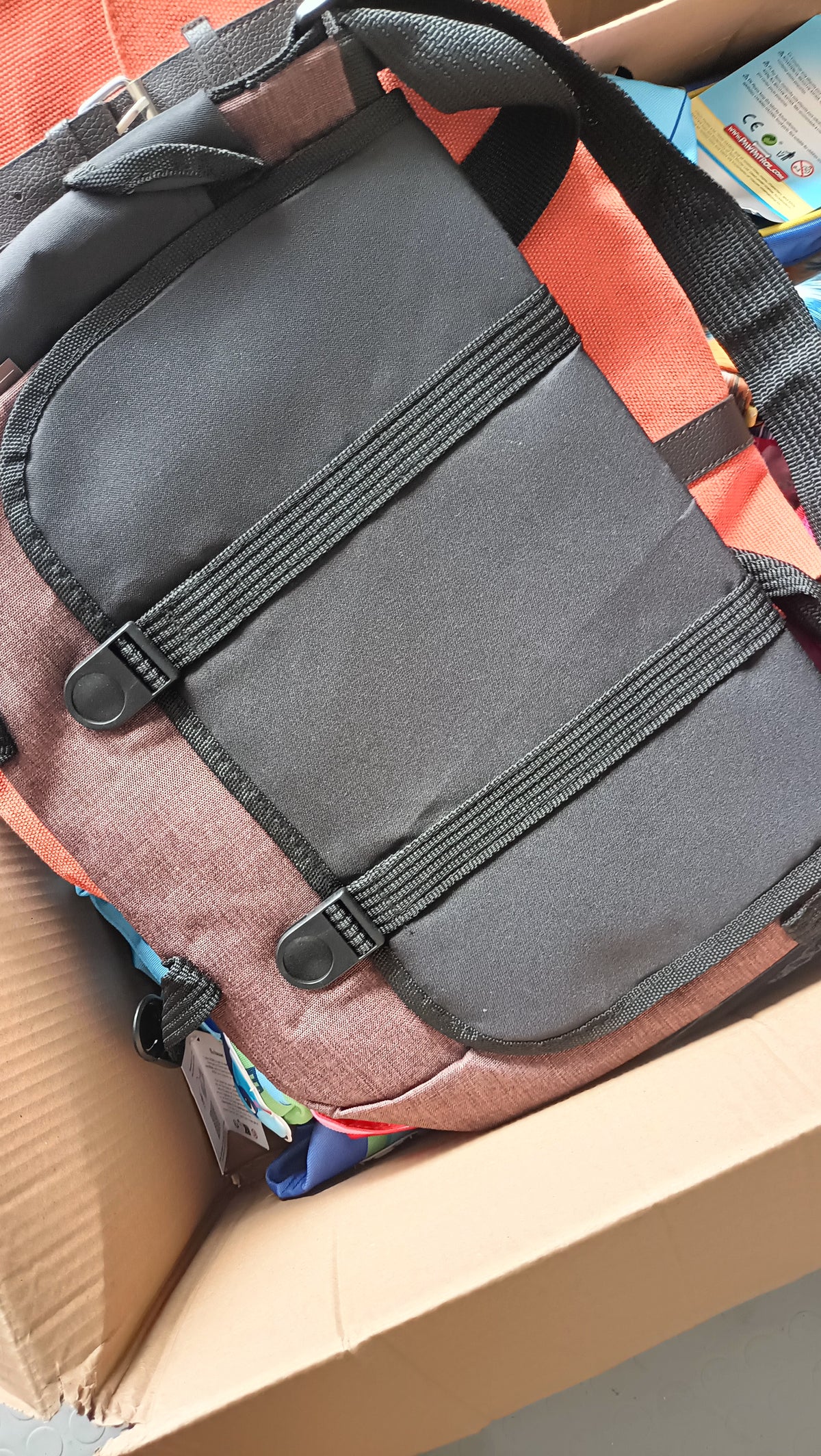 Stock 327 Zaini e Borse Santoro Gorjuss Dragon Ball – Ingrosso Nuovi