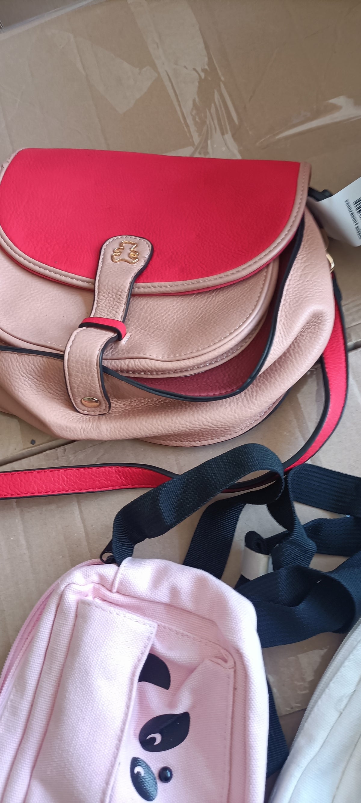 Stock 327 Zaini e Borse Santoro Gorjuss Dragon Ball – Ingrosso Nuovi