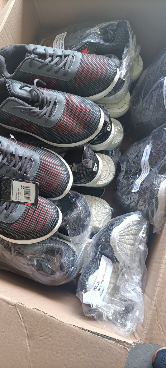 Stock 402 Paia Scarpe Grandi Marchi Mix Famiglia – Ingrosso Bancale