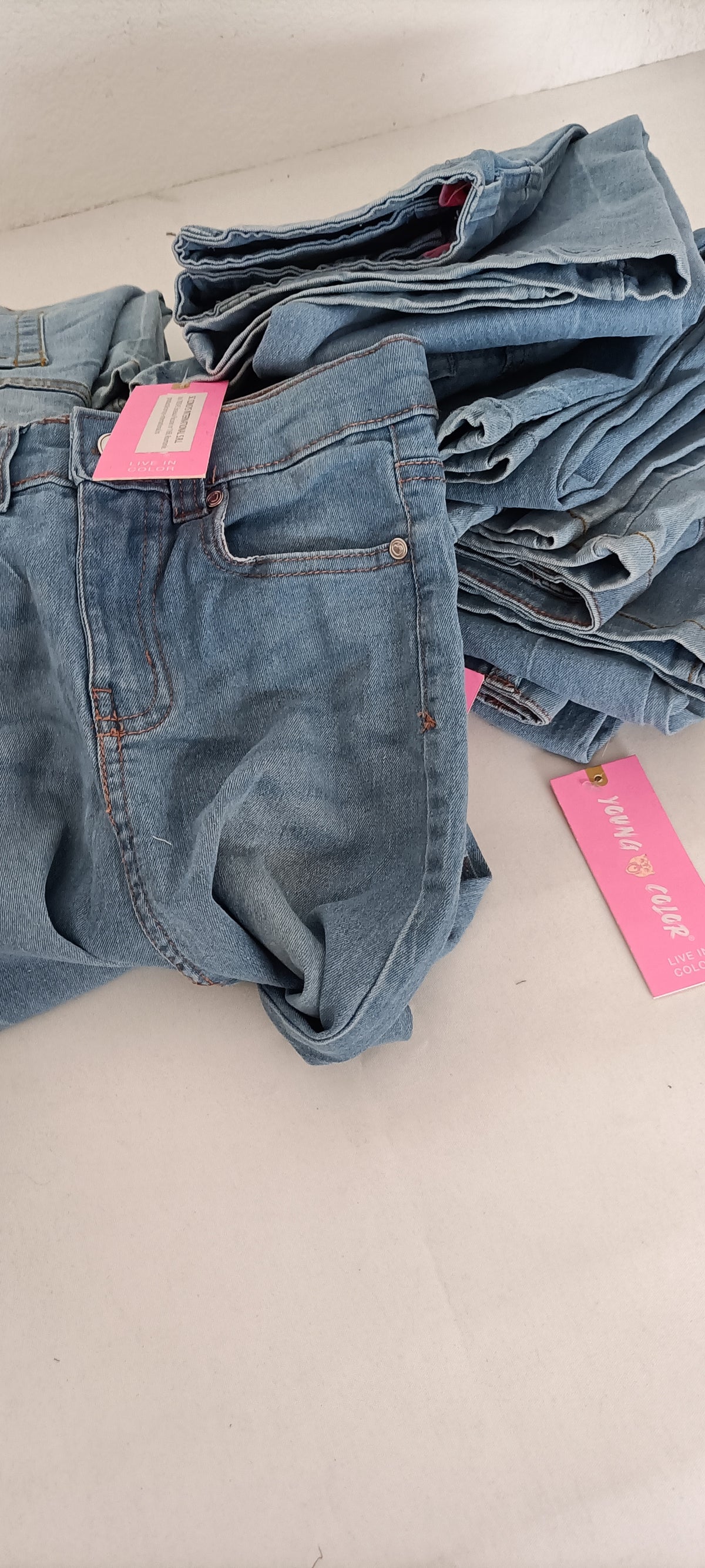 Stock Premium Jeans Bambino brand Vingino & Yang - Scatola G20 (49 Pezzi Tutto Incluso)