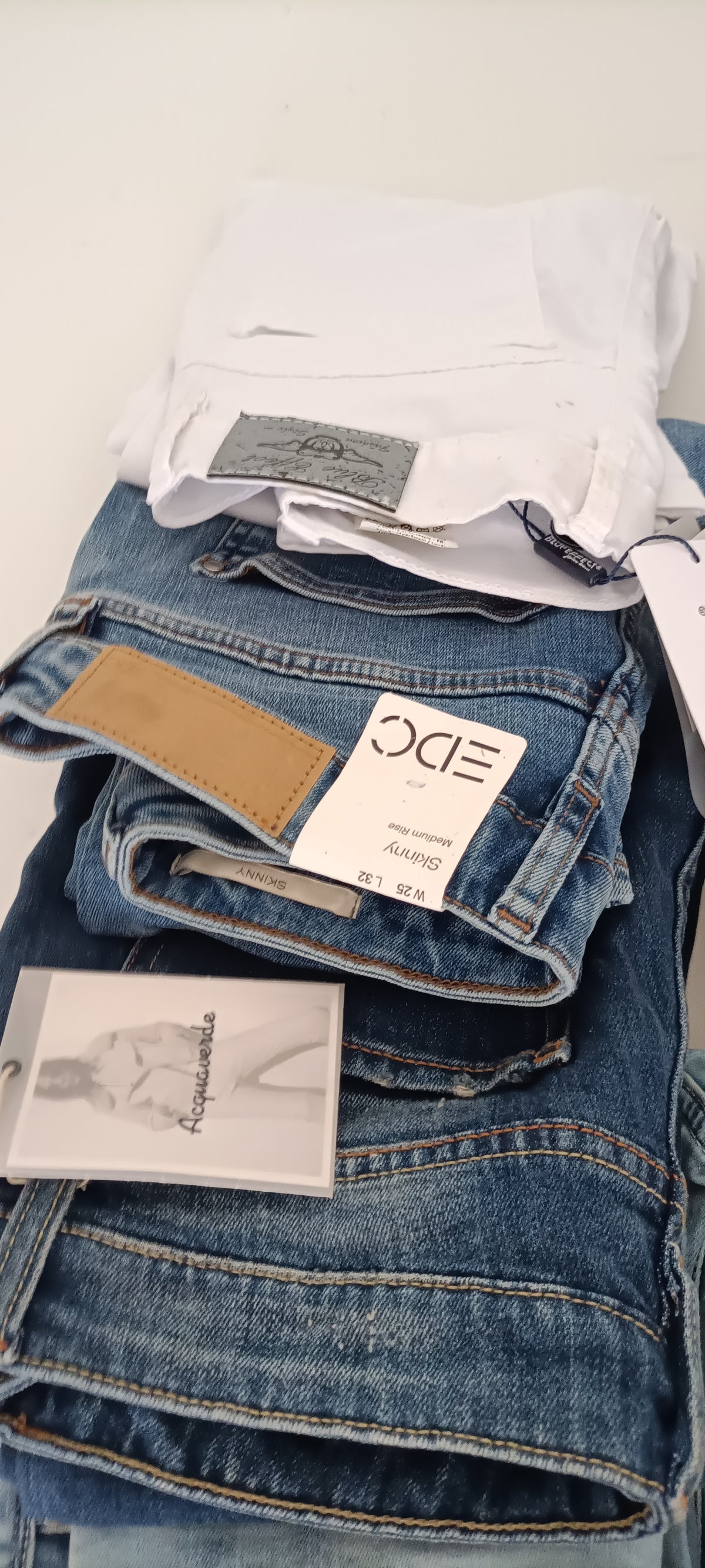 Stock Premium Jeans Bambino brand Vingino & Yang - Scatola G20 (49 Pezzi Tutto Incluso)