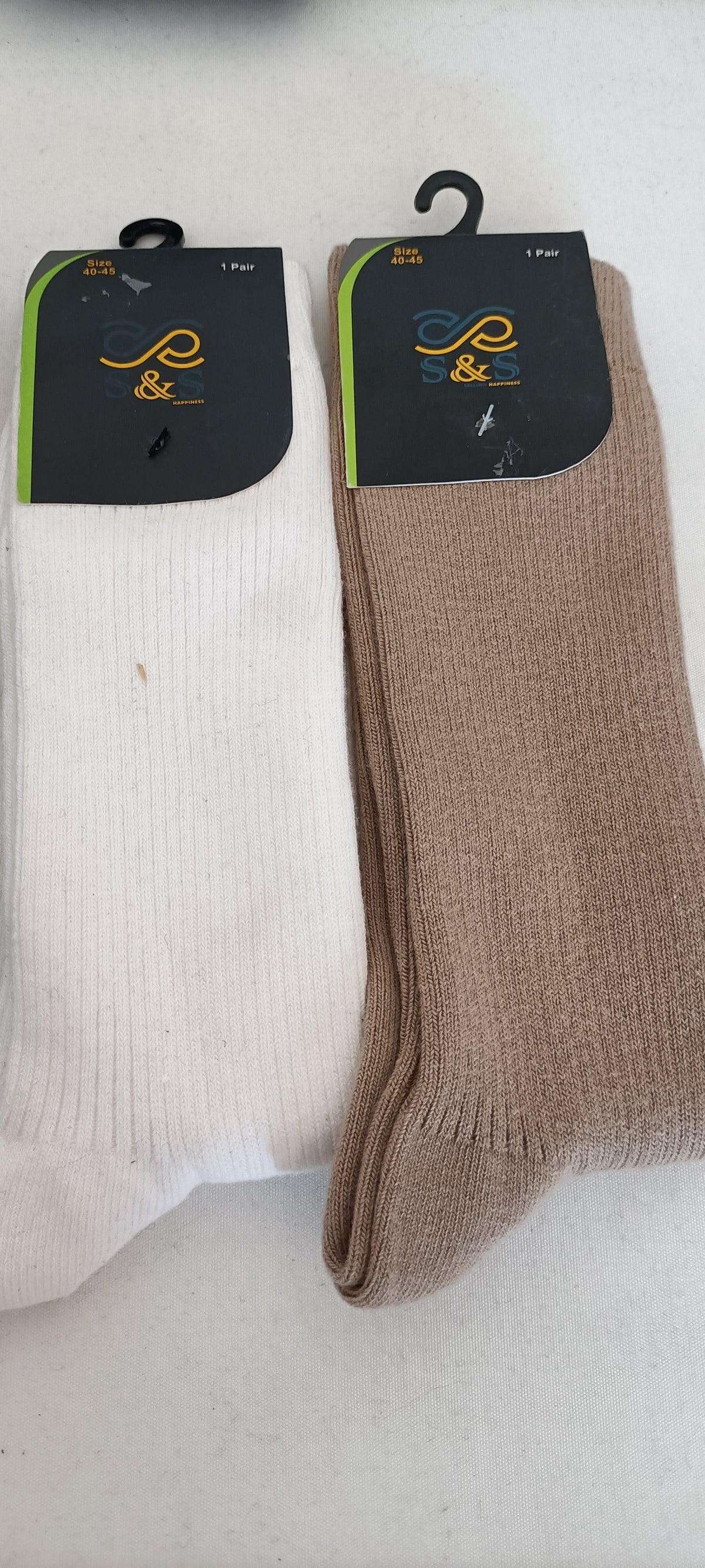 Lotto Calzetteria Mista Uomo/Donna Brand Assortiti - Scatola G23 (196 pz) - SPEDIZIONE GRATUITA