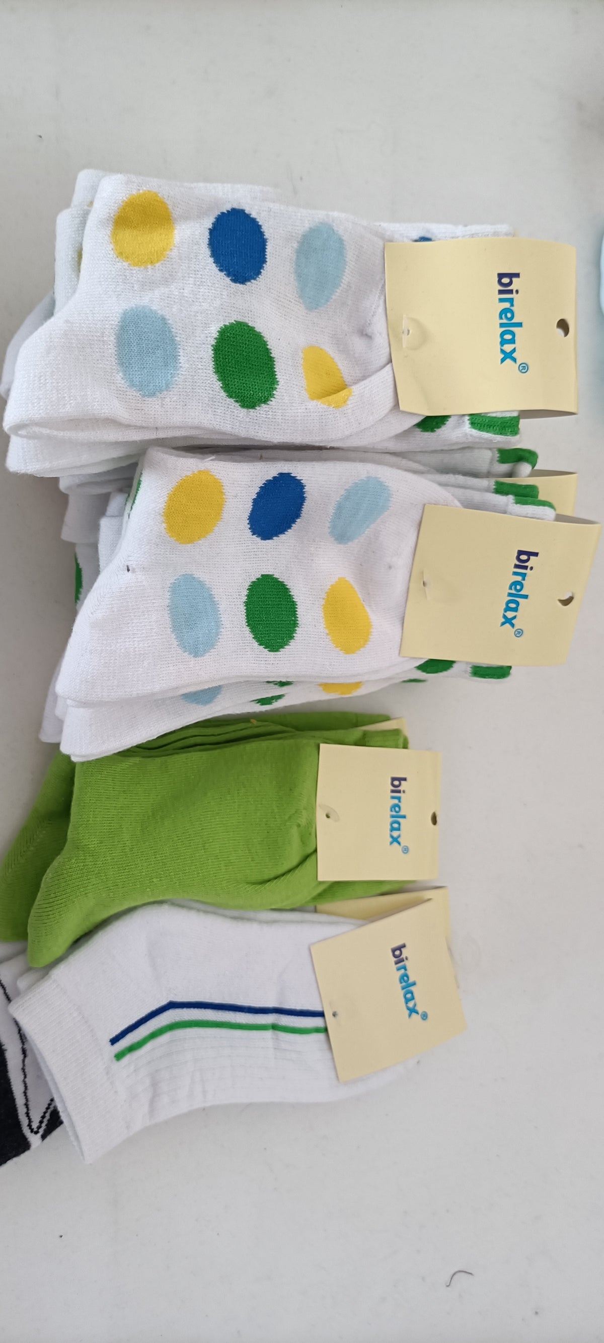 Lotto Maxi-Stock Calzetteria Bimbo/Bimba e Licenze Personaggi - Scatola G25 (255 pz) - SPEDIZIONE GRATUITA