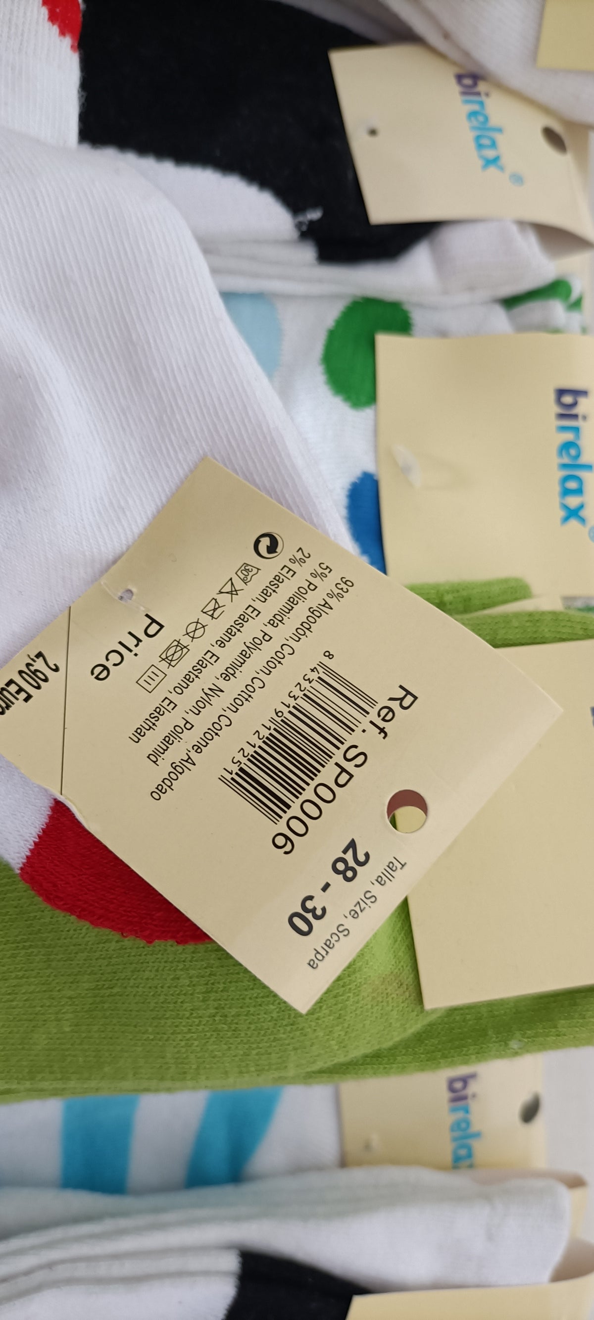 Lotto Maxi-Stock Calzetteria Bimbo/Bimba e Licenze Personaggi - Scatola G25 (255 pz) - SPEDIZIONE GRATUITA