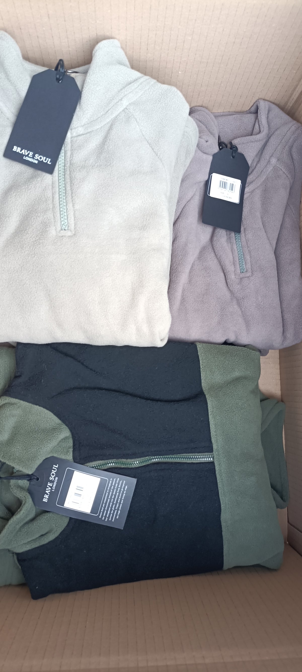 Lotto Mini-Stock Felpe in Pile Uomo/Donna Brave Soul - Scatola G28 (15 pz) - SPEDIZIONE GRATUITA