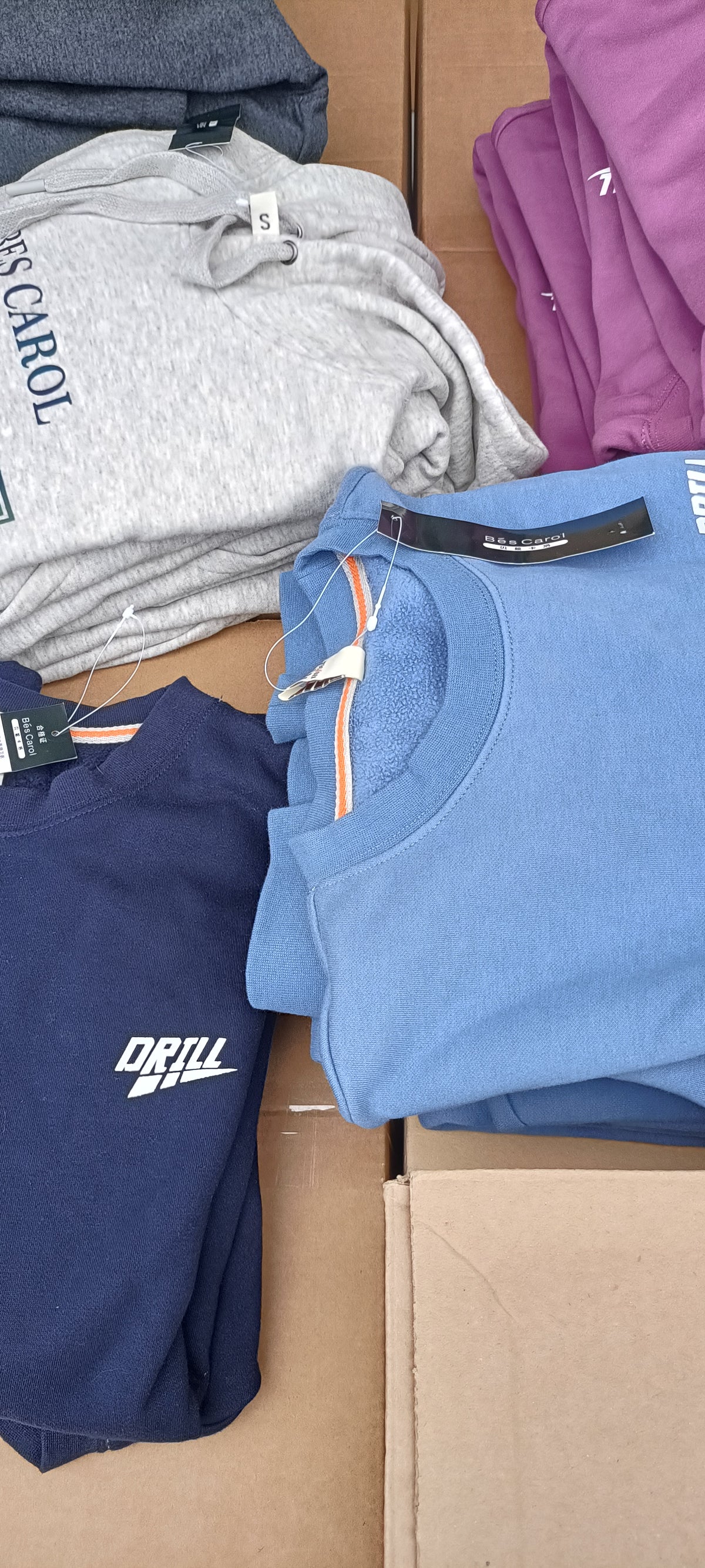 Lotto Stock Felpe Assortite Uomo/Donna - Bes Carol e Anchor & Crew - Scatola G30 (19 pz) - SPEDIZIONE GRATUITA