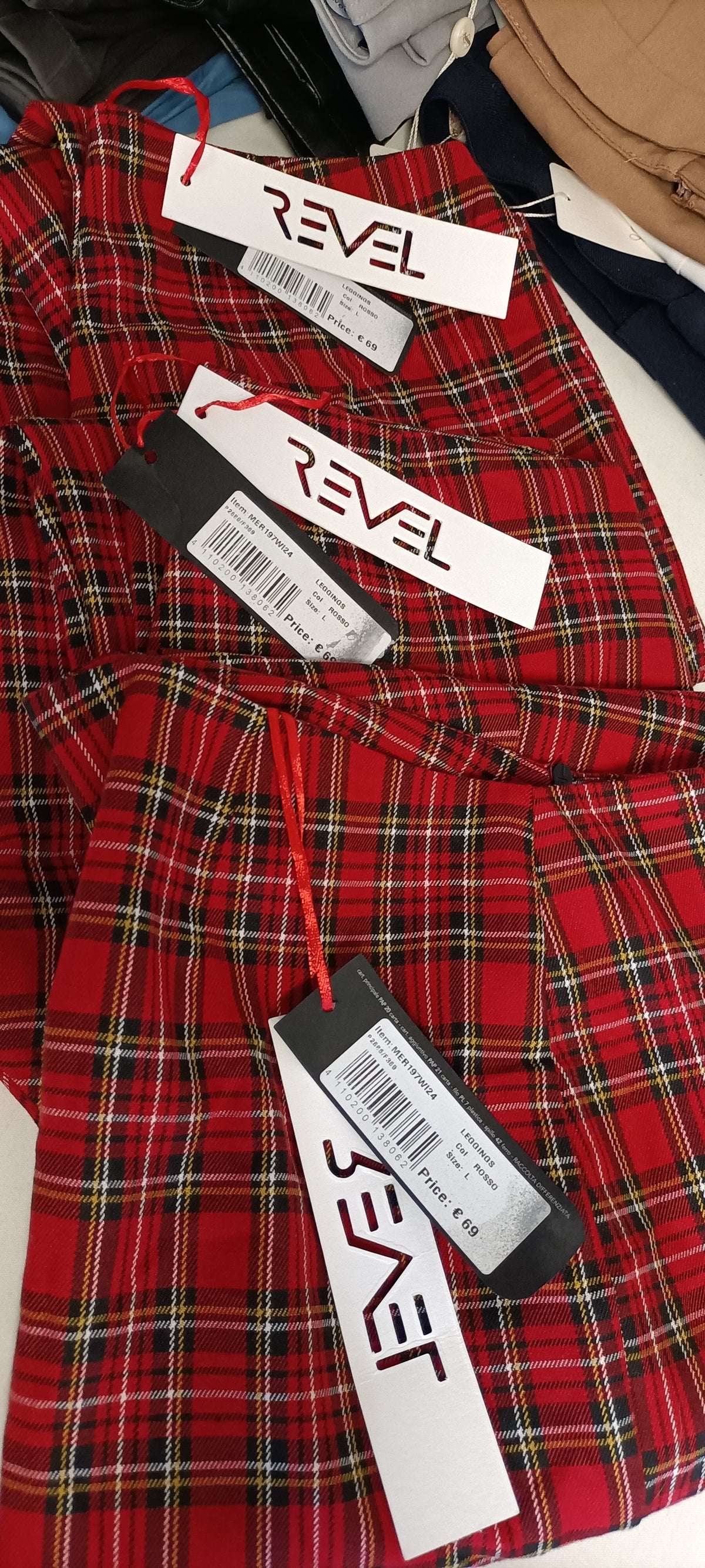 Lotto Stock Pantaloni Misti Uomo/Donna Brand Assortiti - Scatola G29 (44 pz) - SPEDIZIONE GRATUITA
