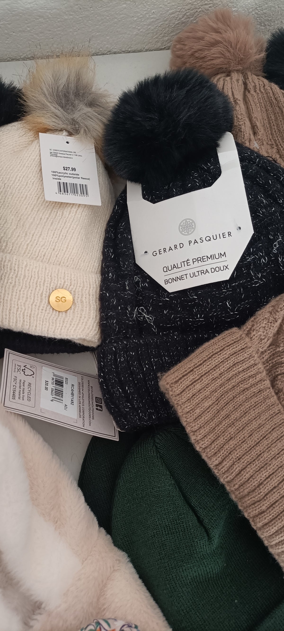 Lotto Stock G55 Cappelli Inverno Uomo Donna Bambino di Marca e Licenze - 91 Pezzi a 2€pz