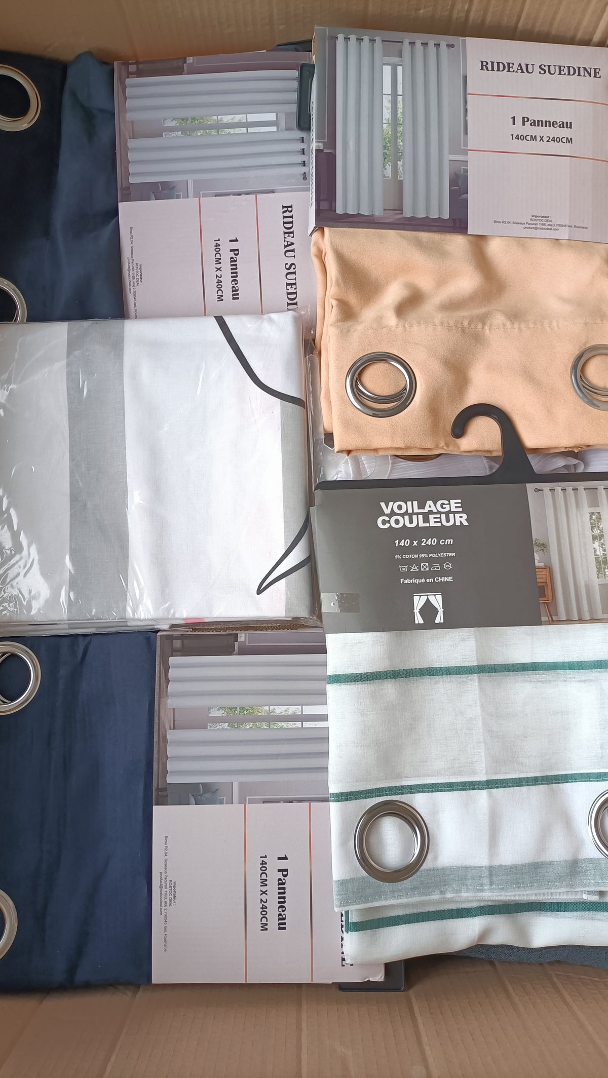 Lotto 446 Tende con Occhielli – Stock Ingrosso Tessile Nuove